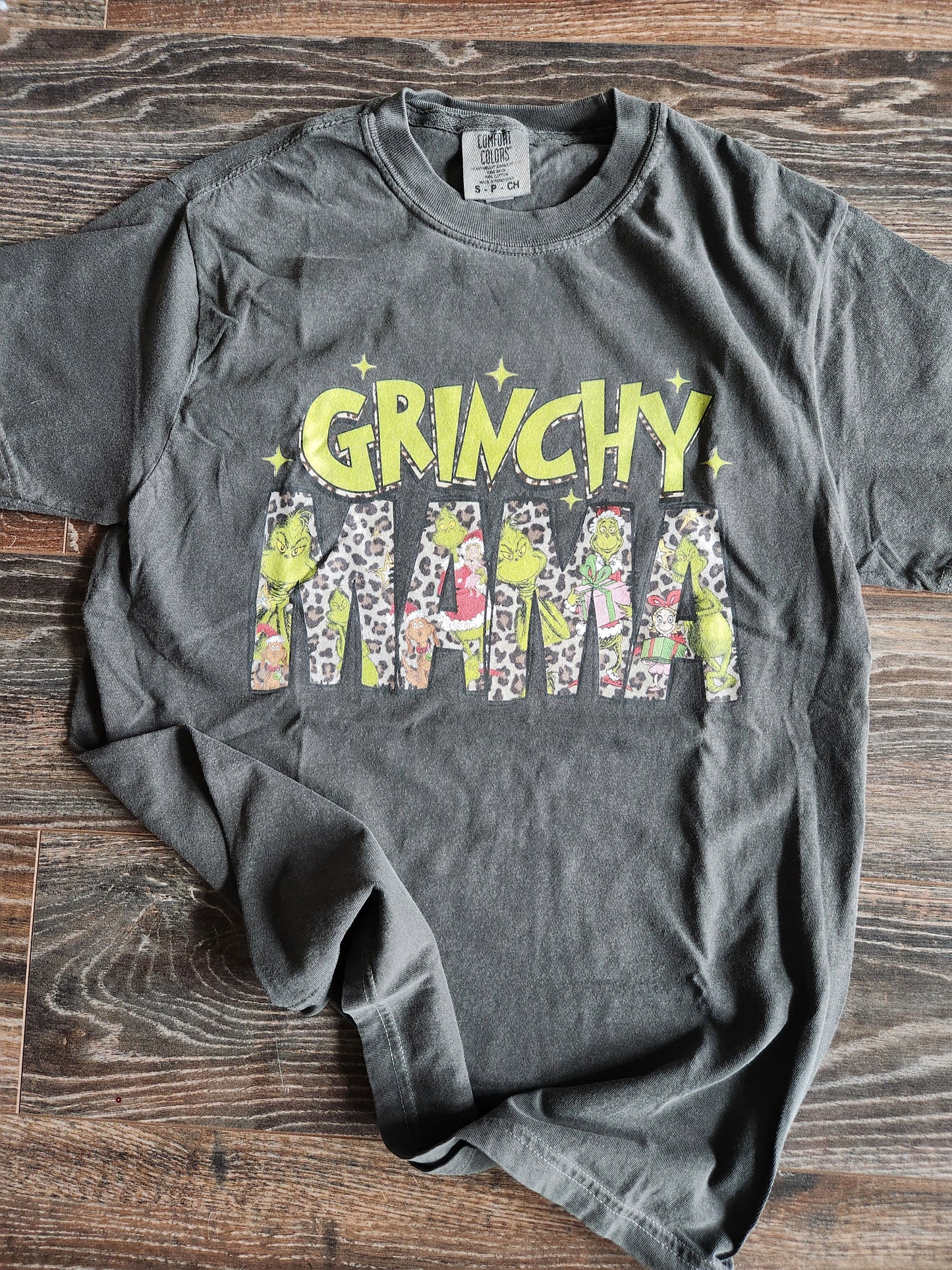 GRINCY MAMA Leopard Print Retro Trendy Christmas Tee